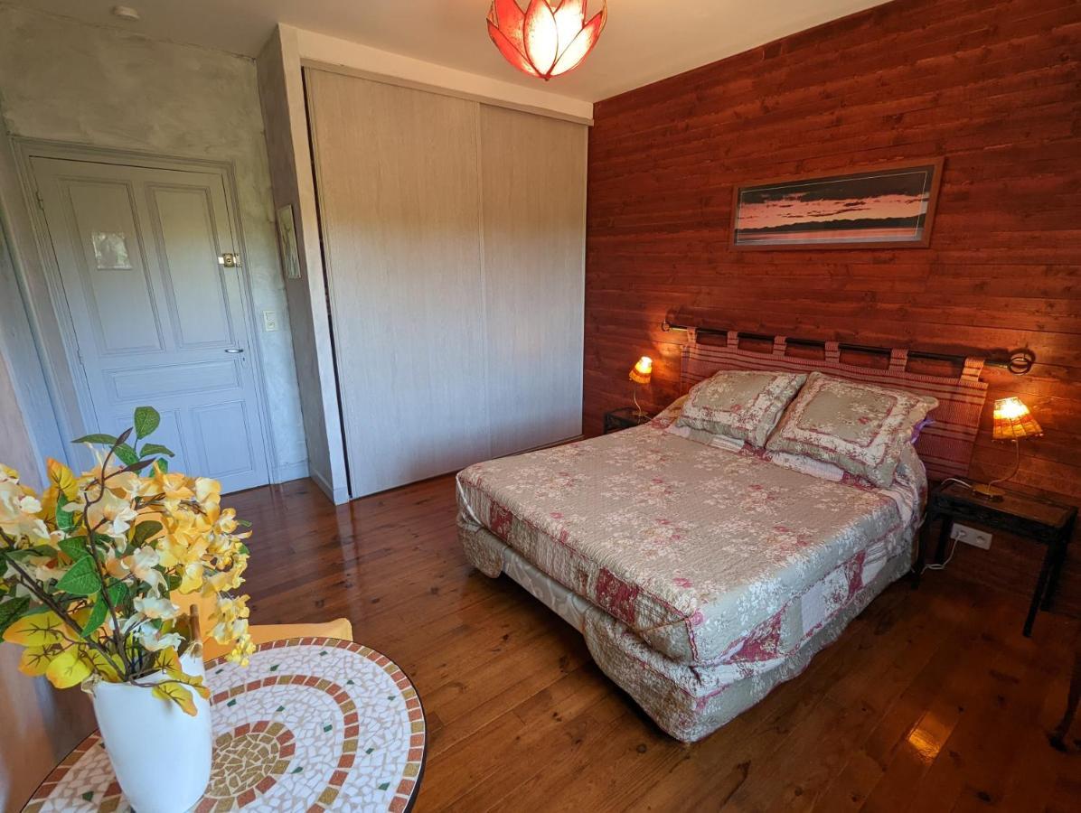 Bed and Breakfast Le Domaine De La Croze Gramat Exterior foto
